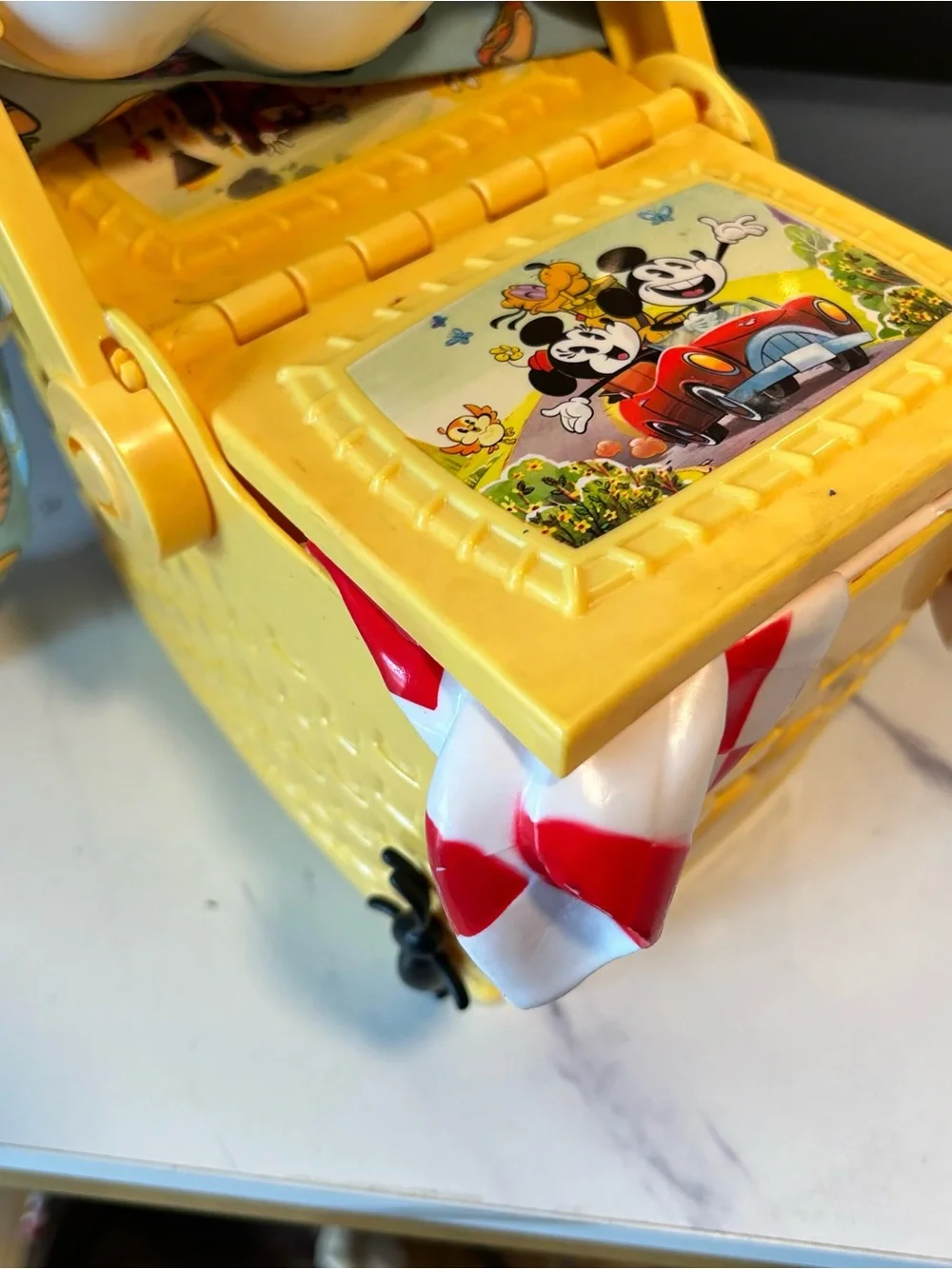 Disney Mickey Mouse Hand Runaway Railway Perfect Picnic Basket Popcorn Bucket